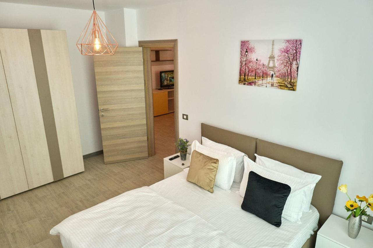Orange Summer Apartment Alezzi Spa Pools beach Mamaia Buitenkant foto