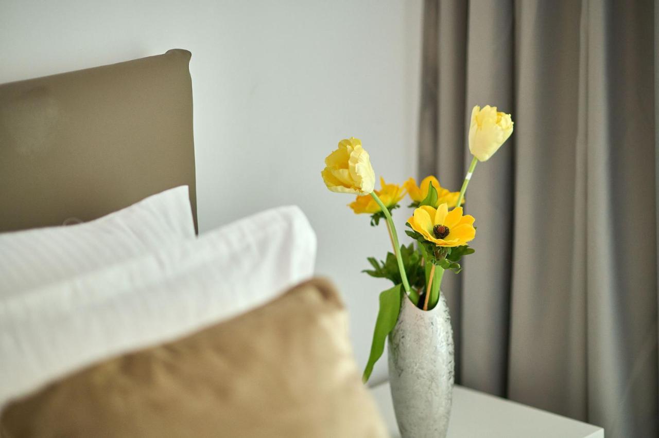 Orange Summer Apartment Alezzi Spa Pools beach Mamaia Buitenkant foto